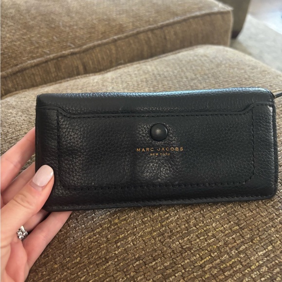Marc Jacobs Handbags - Marc Jacobs Wallet